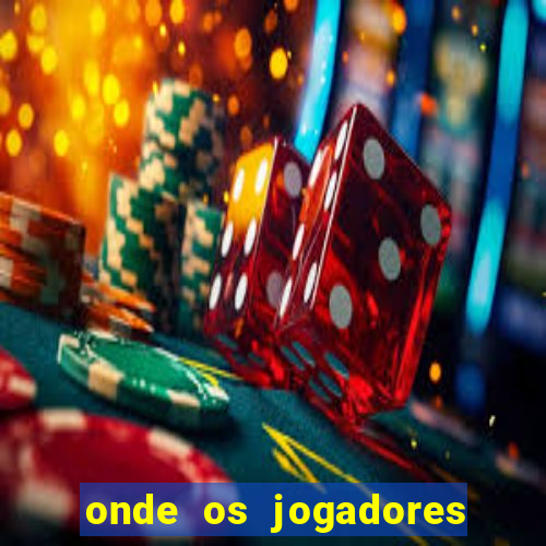 onde os jogadores do corinthians moram